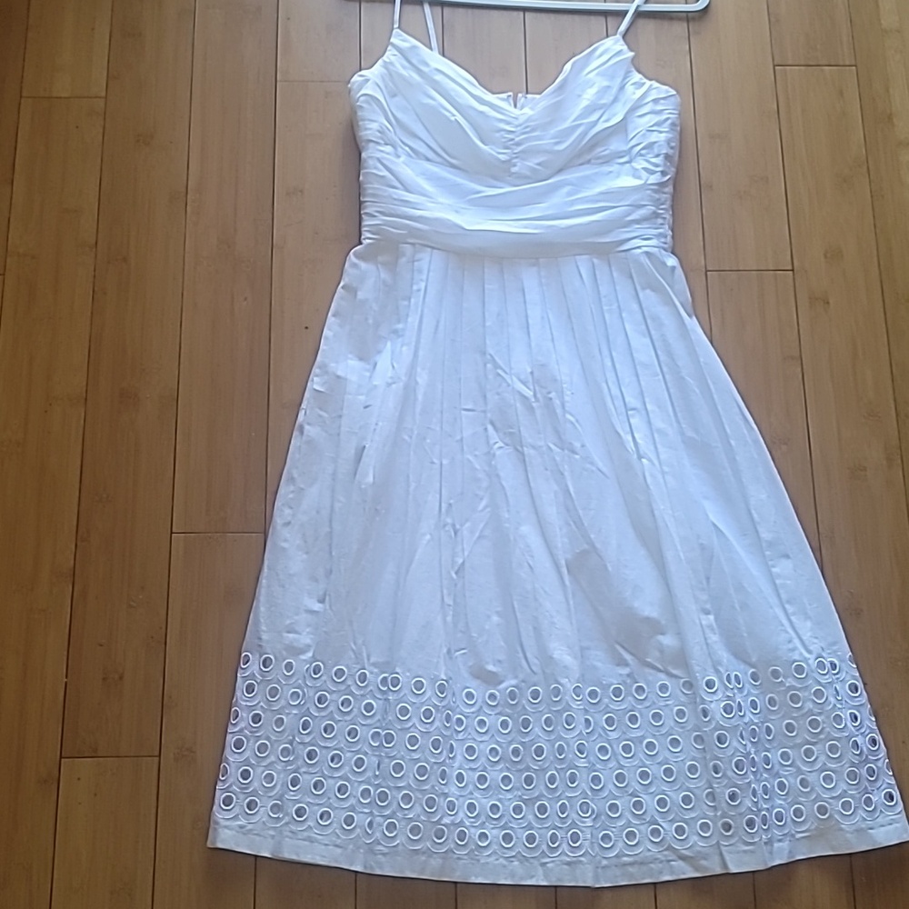 Talbots Sweetheart gathered  Neckline Spaghetti Strap Eyelet bottom dress SZ 6